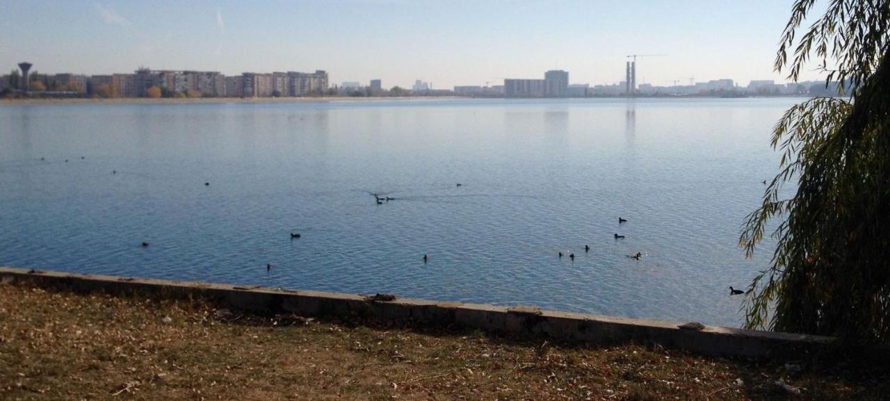Luxury Westpark 2 Presidentialsuite With Lake View W4 Bucarest Esterno foto