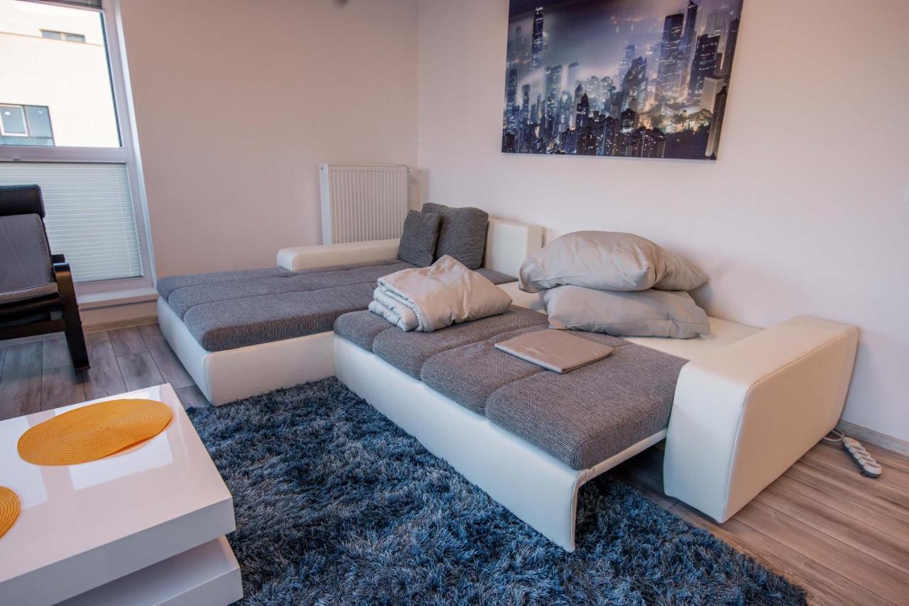 Luxury Westpark 2 Presidentialsuite With Lake View W4 Bucarest Esterno foto