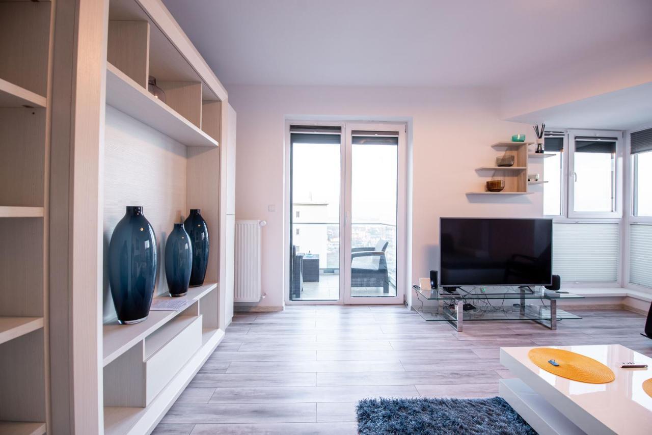 Luxury Westpark 2 Presidentialsuite With Lake View W4 Bucarest Esterno foto