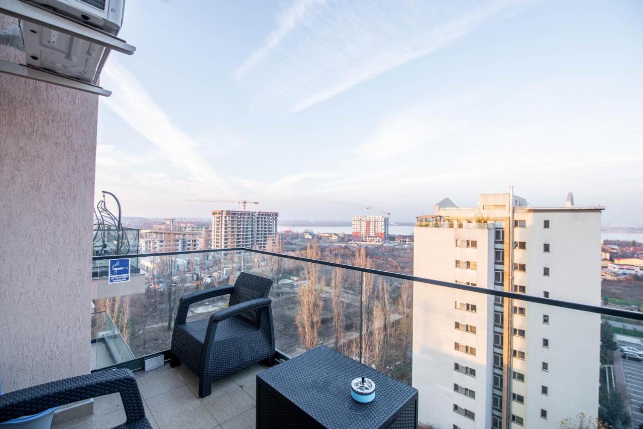 Luxury Westpark 2 Presidentialsuite With Lake View W4 Bucarest Esterno foto